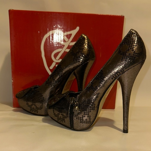 Iron Fist Just Fabulous Metallic Peep-Toe Heels - Picture 3 of 5